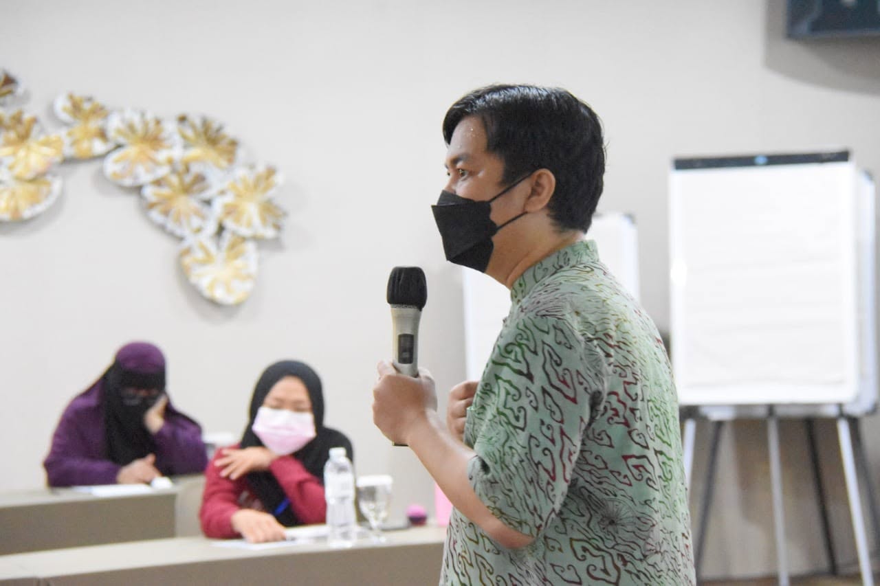 Pelatihan Kepasitas Pengembangan Diri dan Penguatan Ekonomi Terdampak COVID 19 - Program Ibu Tangguh 